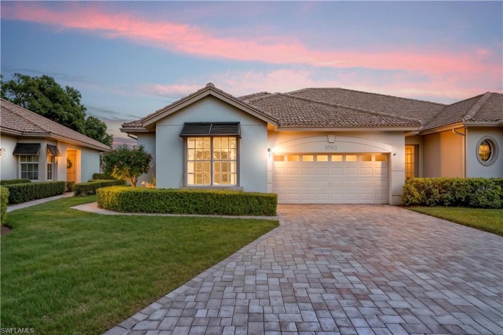 8583 Fairway Bend DR