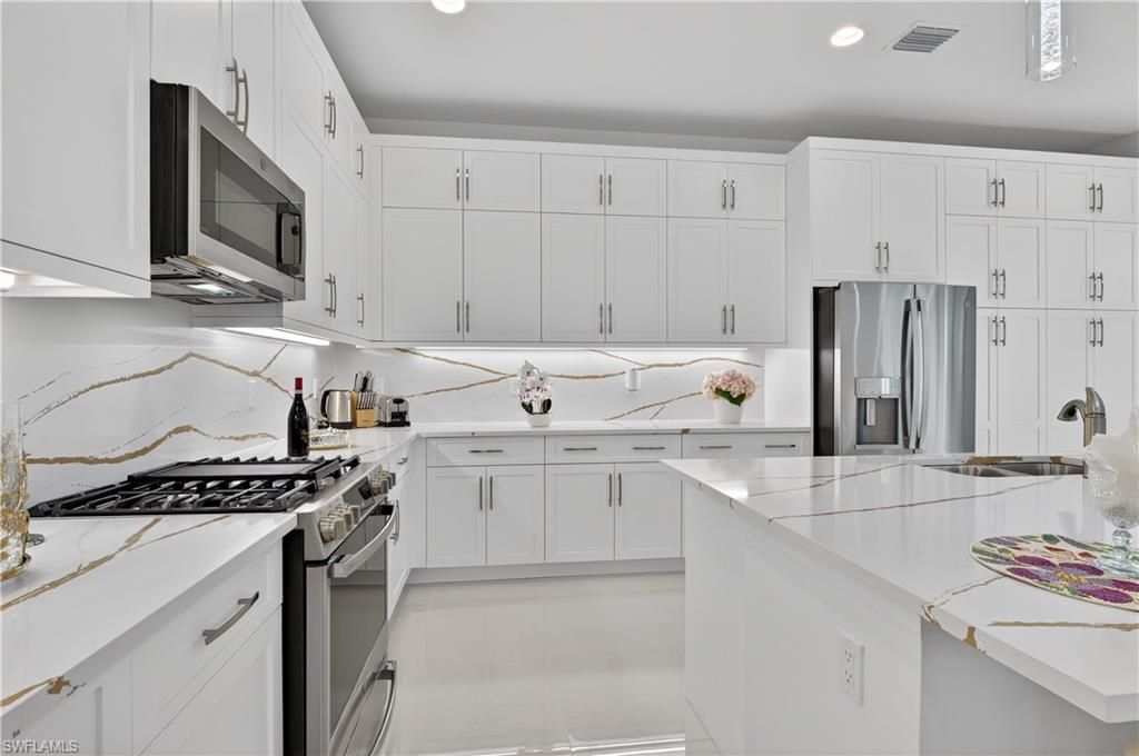20908 Thistle Leaf LN photo 14