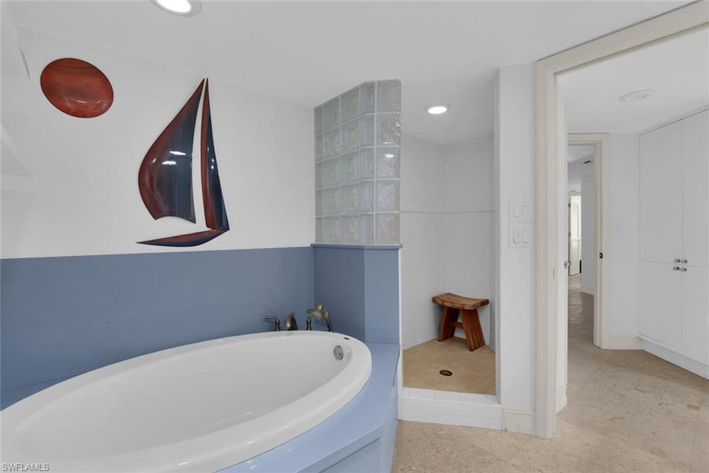 4901 Gulf Shore BLVD N 201 photo 25