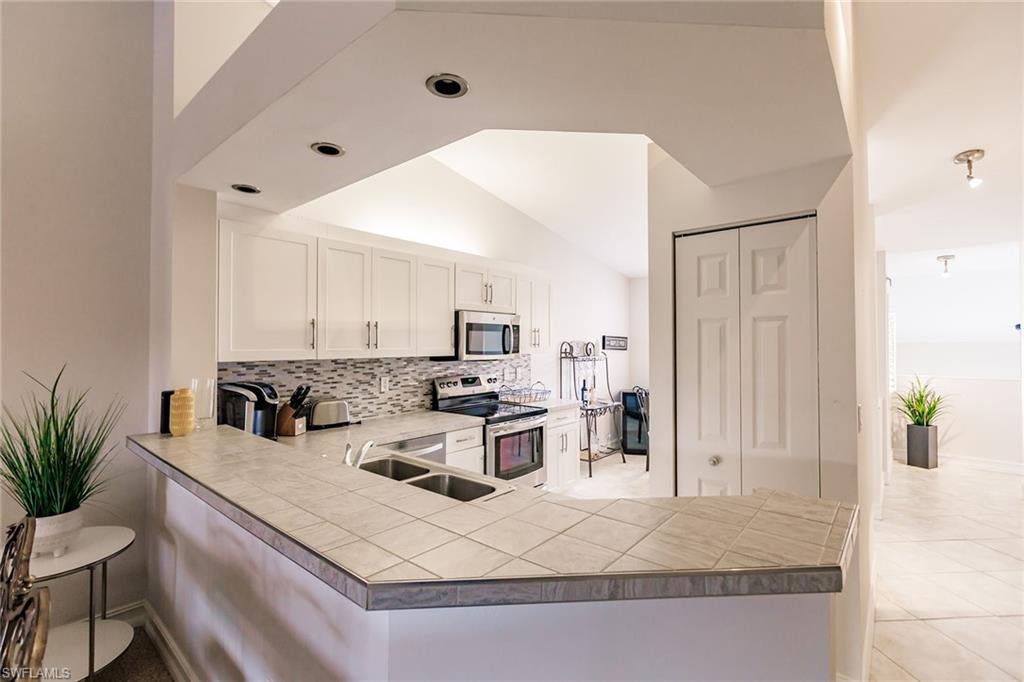 2516 Orchid Bay DR 203 photo 10