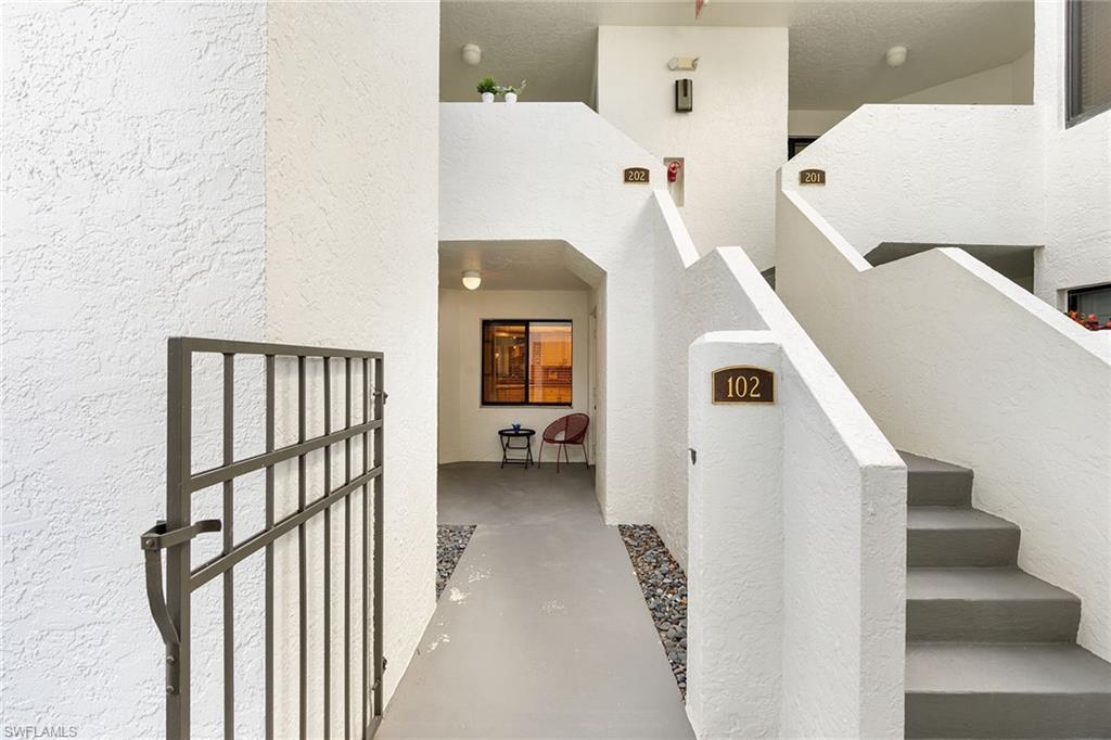 592 Beachwalk CIR N102