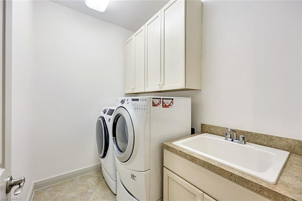 7655 Martino CIR photo 23