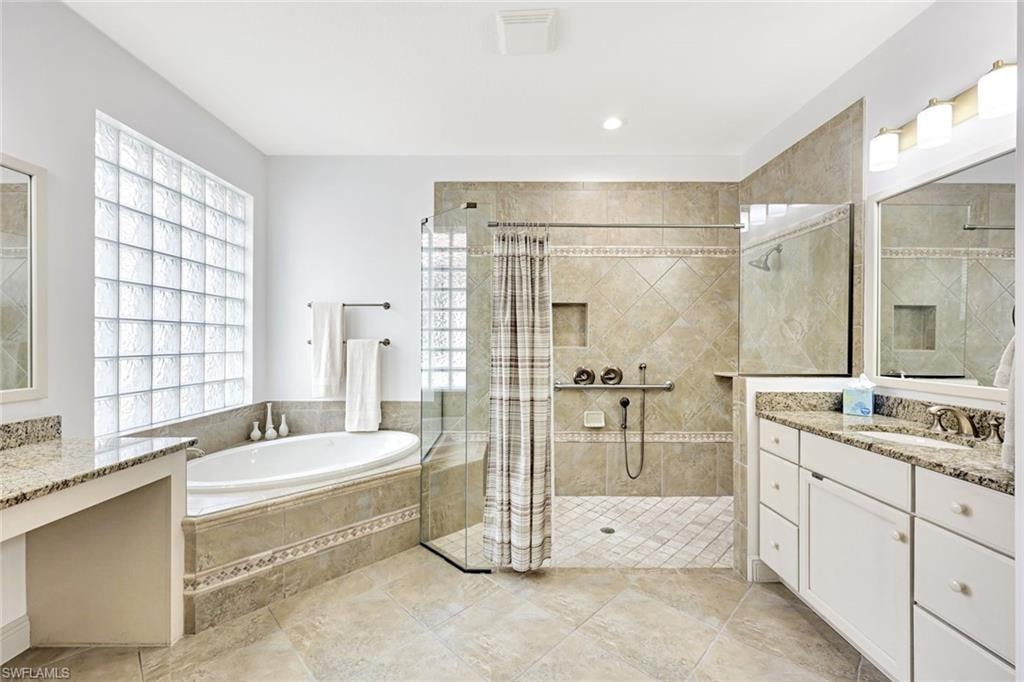 7655 Martino CIR photo 18