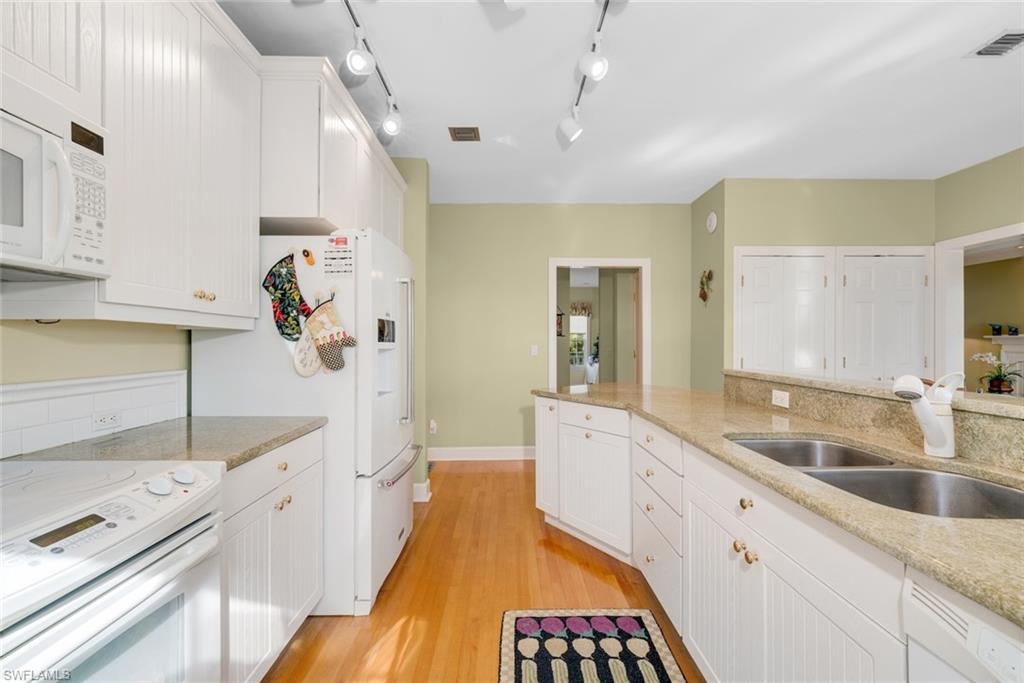 1172 Kittiwake CIR photo 23