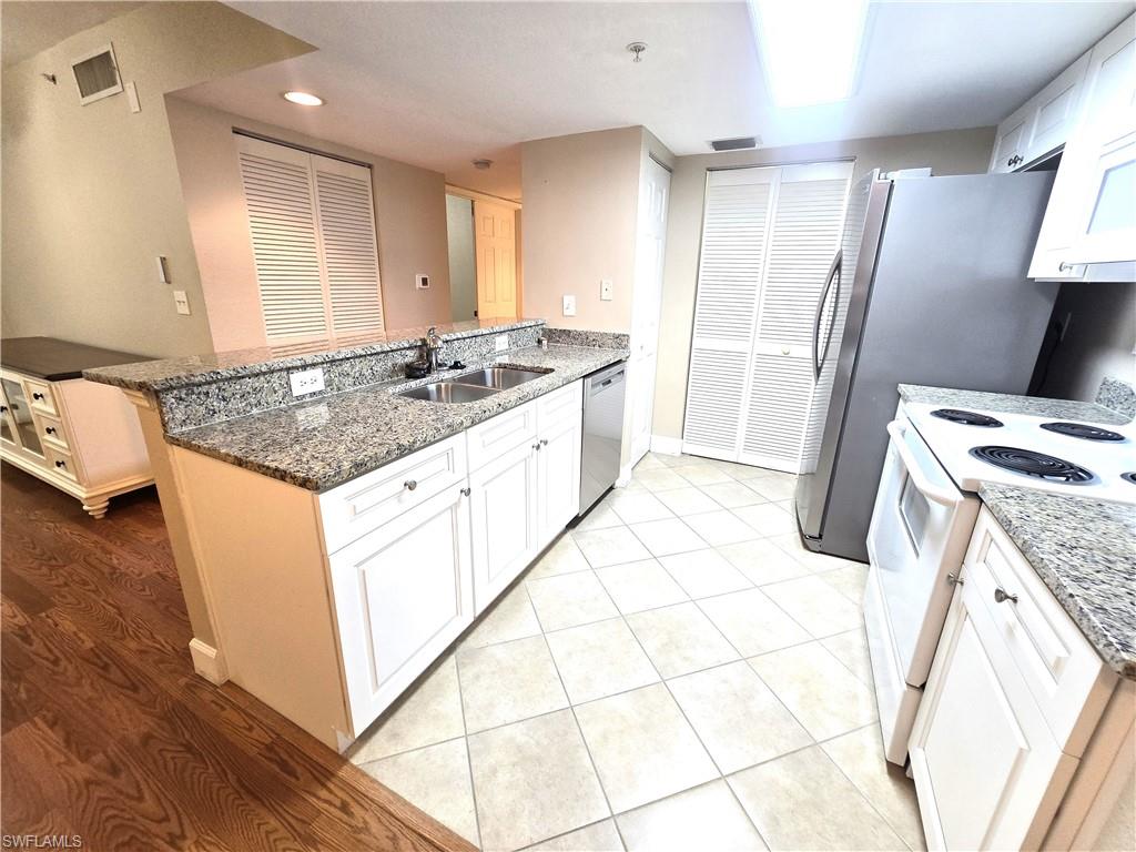 4122 Residence DR 108
