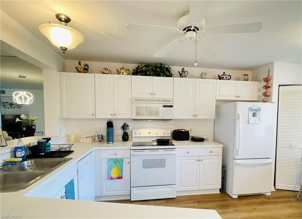 153 Gabriel CIR 3003 photo 19