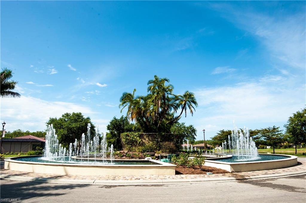 View of surrounding community