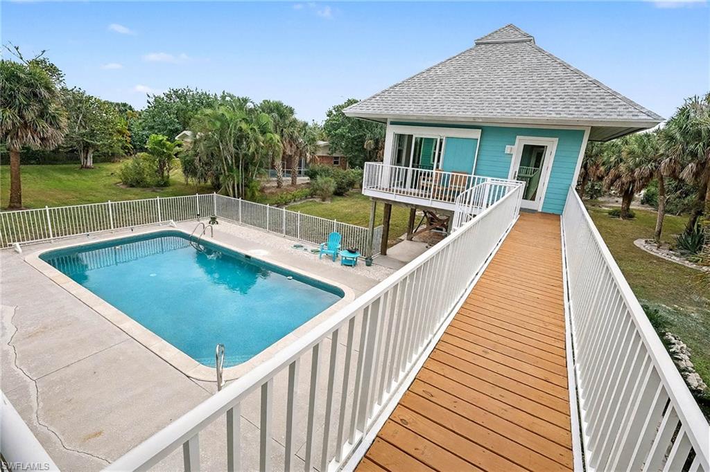 Walkway to Guest retreat