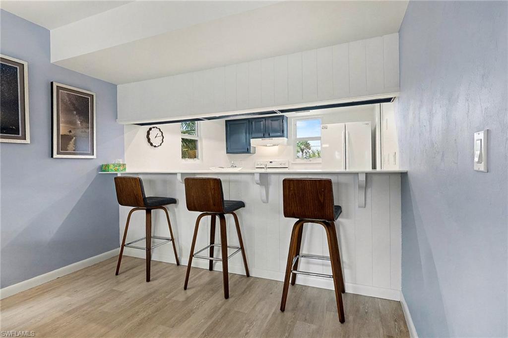 Breakfast Bar