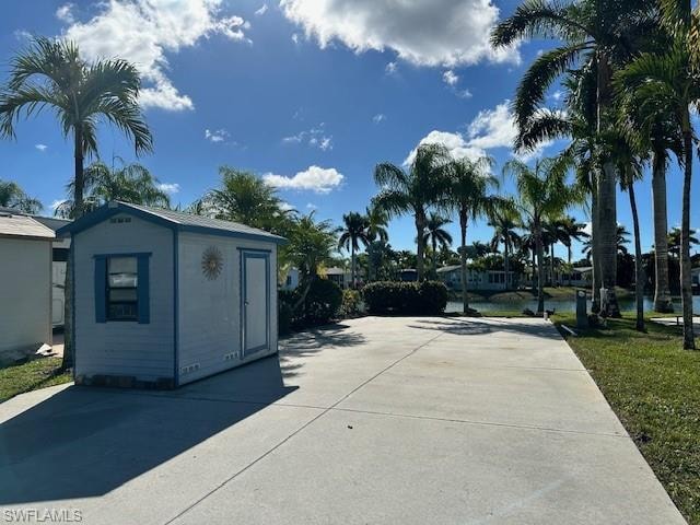 1233 Diamond Lake CIR