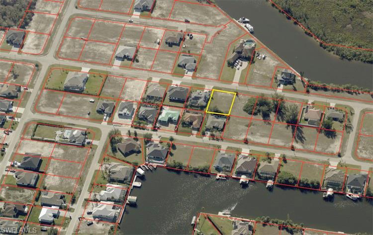 Map / location featuring property parcel outlined