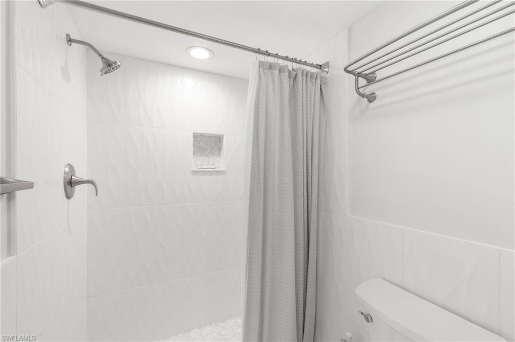1828 Kings Lake BLVD 103 photo 19