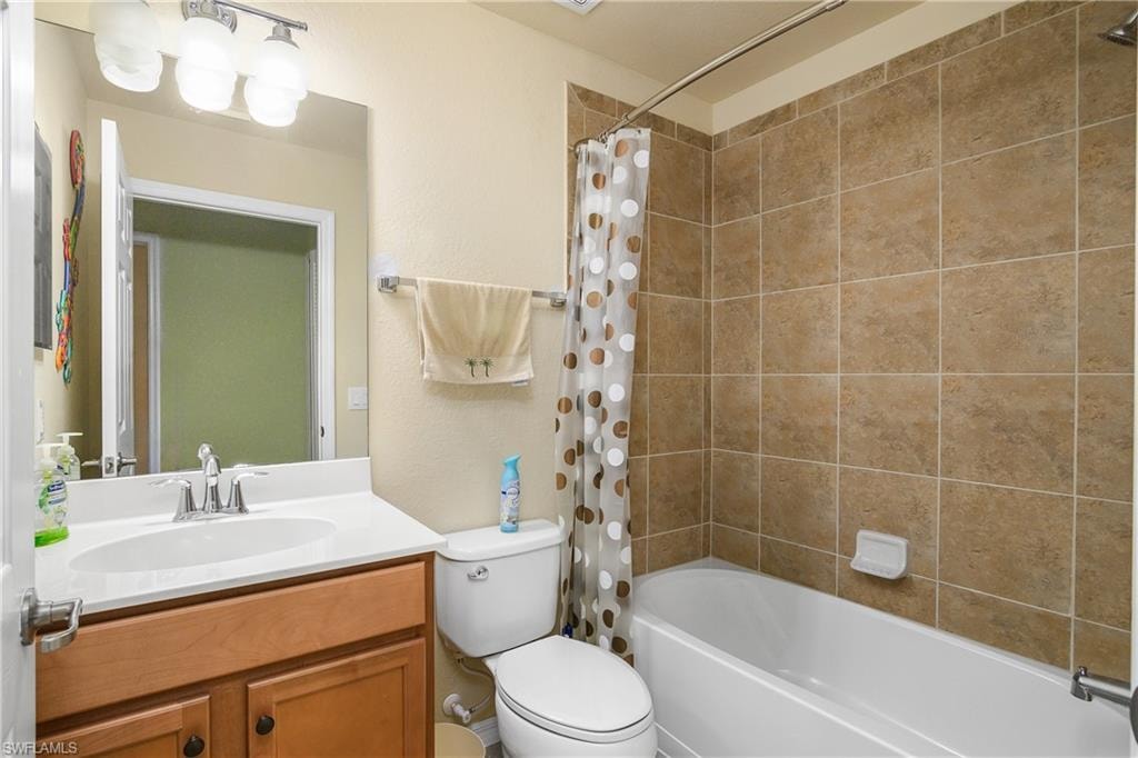 9832 Venezia CIR 1013 photo 27