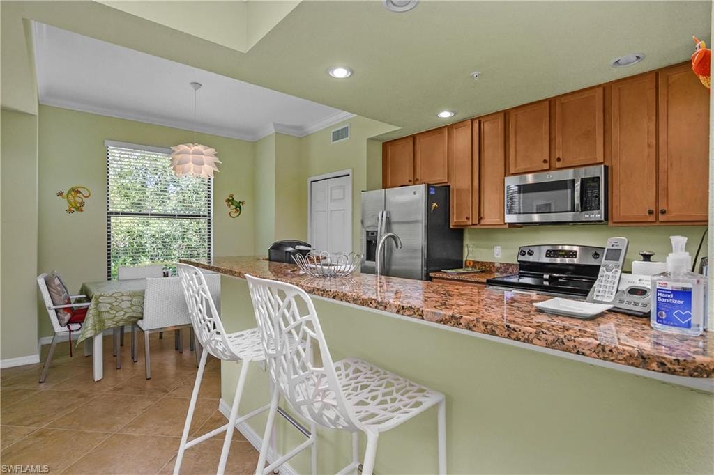 9832 Venezia CIR 1013 photo 13