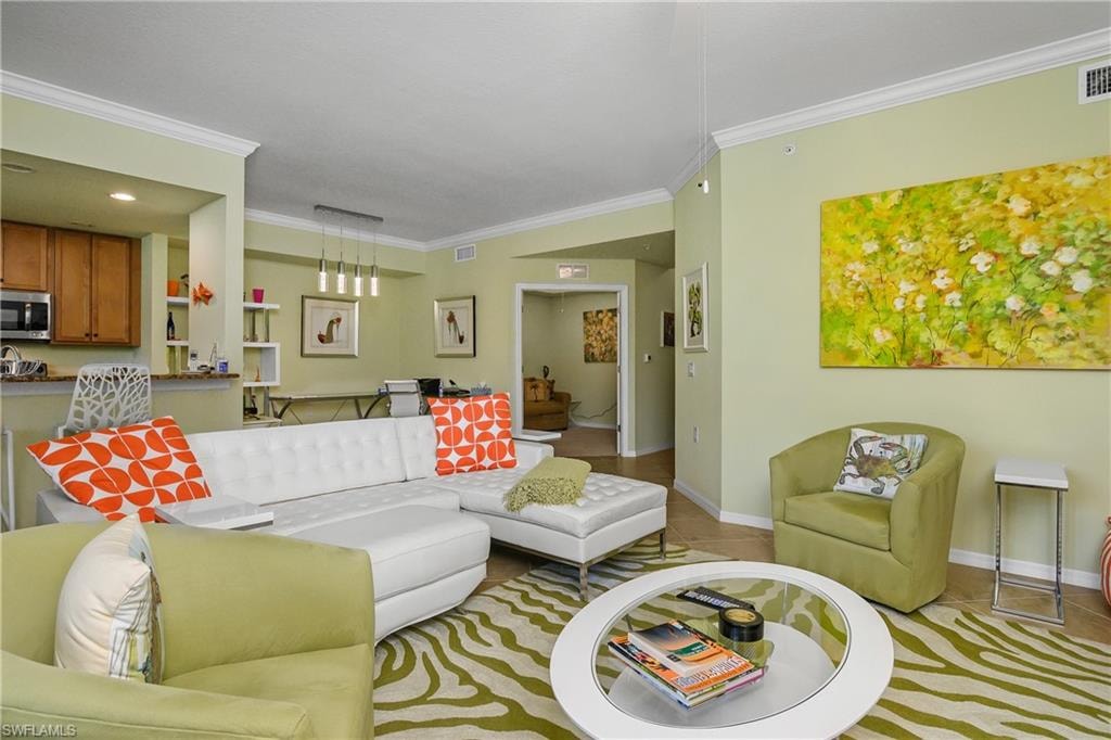9832 Venezia CIR 1013 photo 10