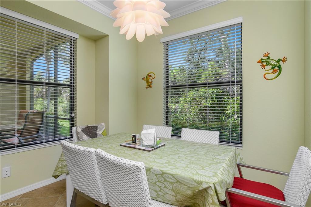 9832 Venezia CIR 1013 photo 19