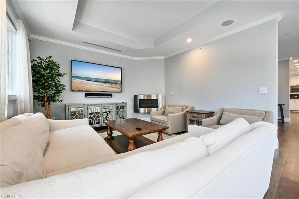 433 5th ST S photo 13