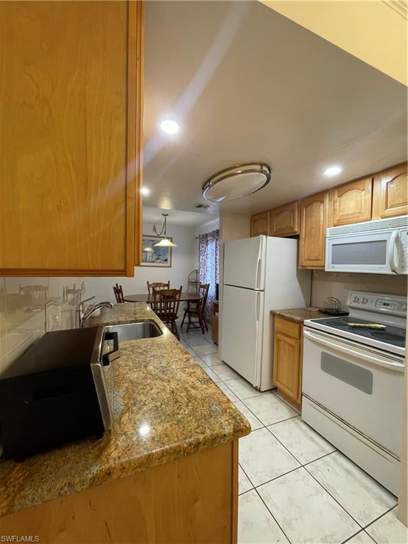 2366 E Mall DR 304 photo 9