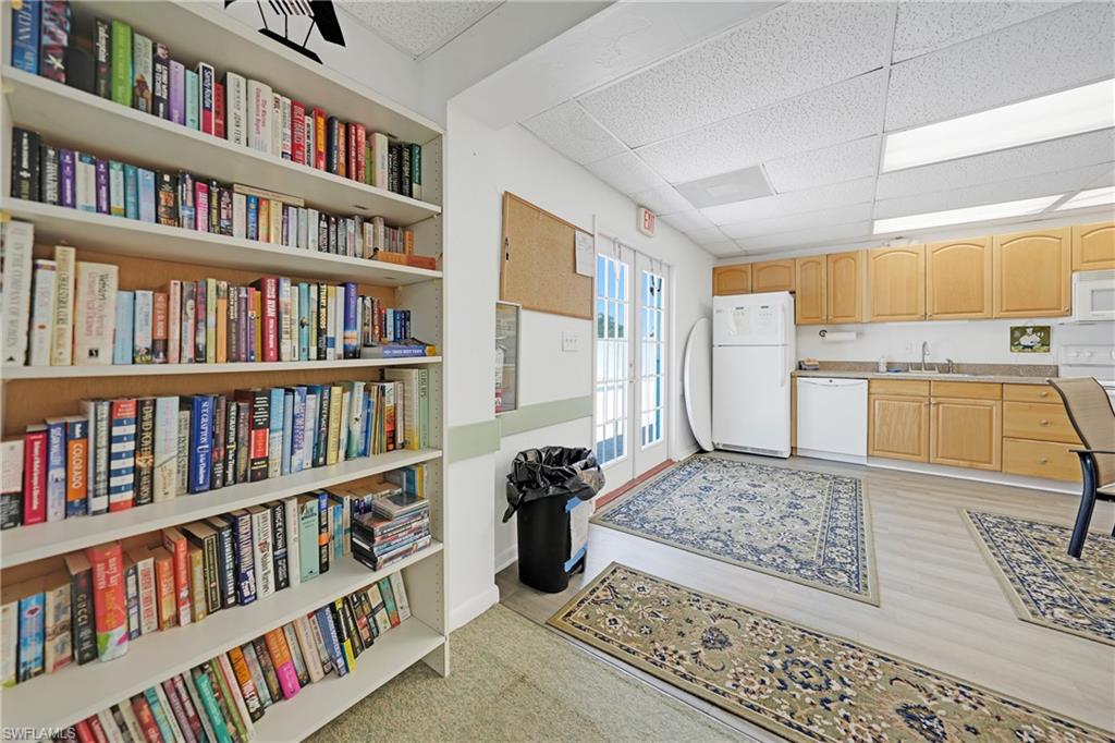 25225 Rampart BLVD 1607 photo 39
