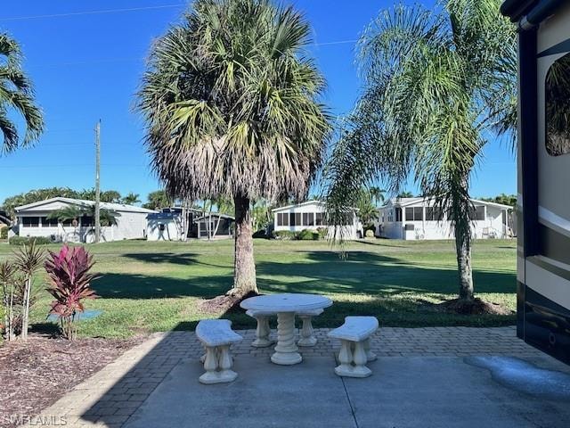 1687 Diamond Lake CIR