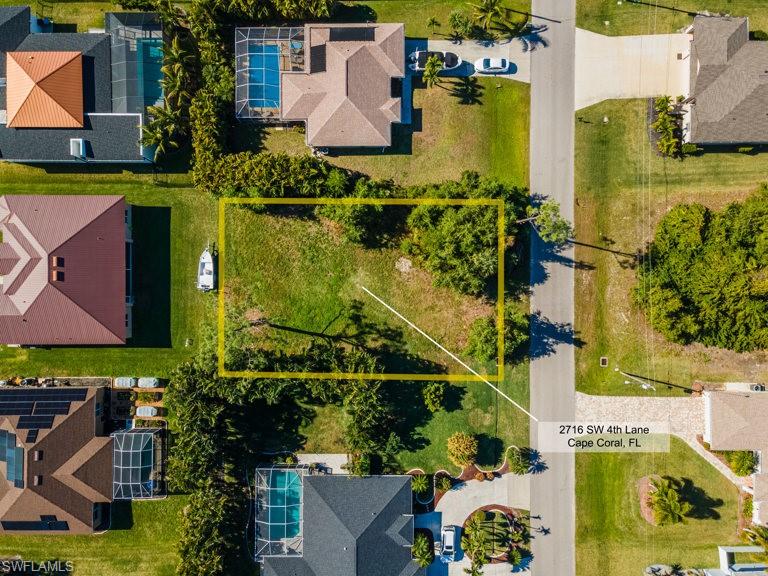 2716 4th LN