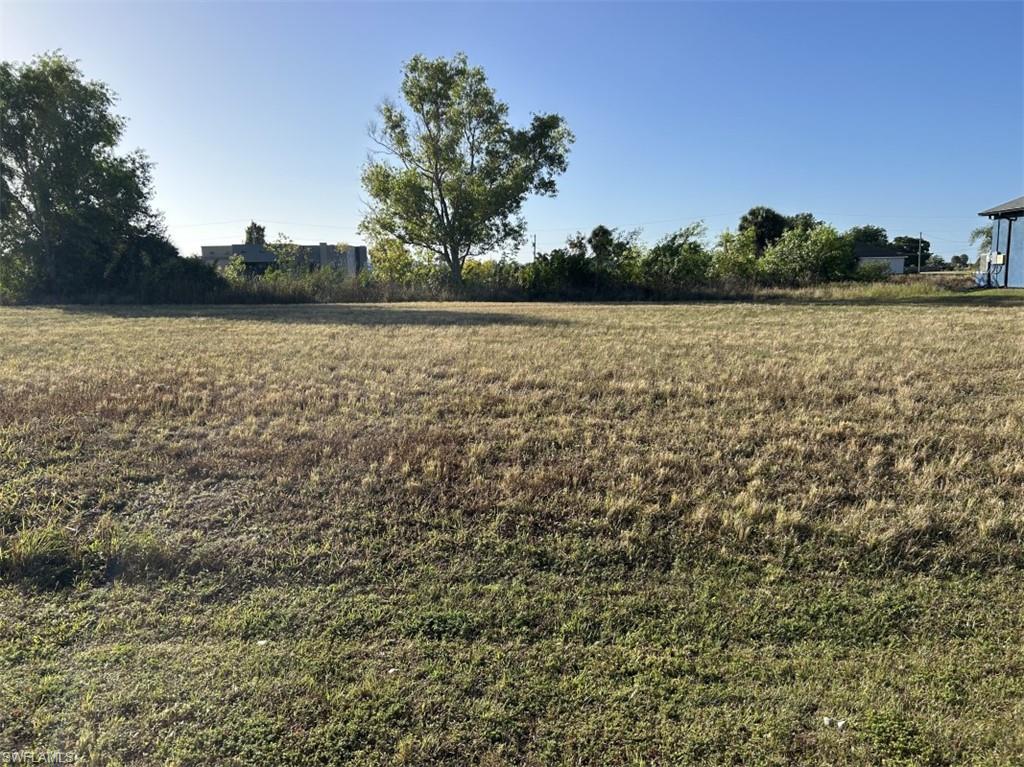 2112 NE 27th TER