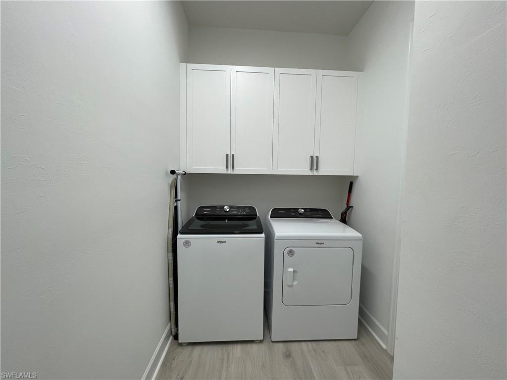 6984 Saona CT photo 23