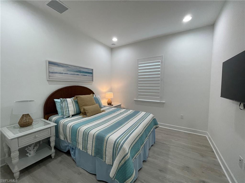 6984 Saona CT photo 18
