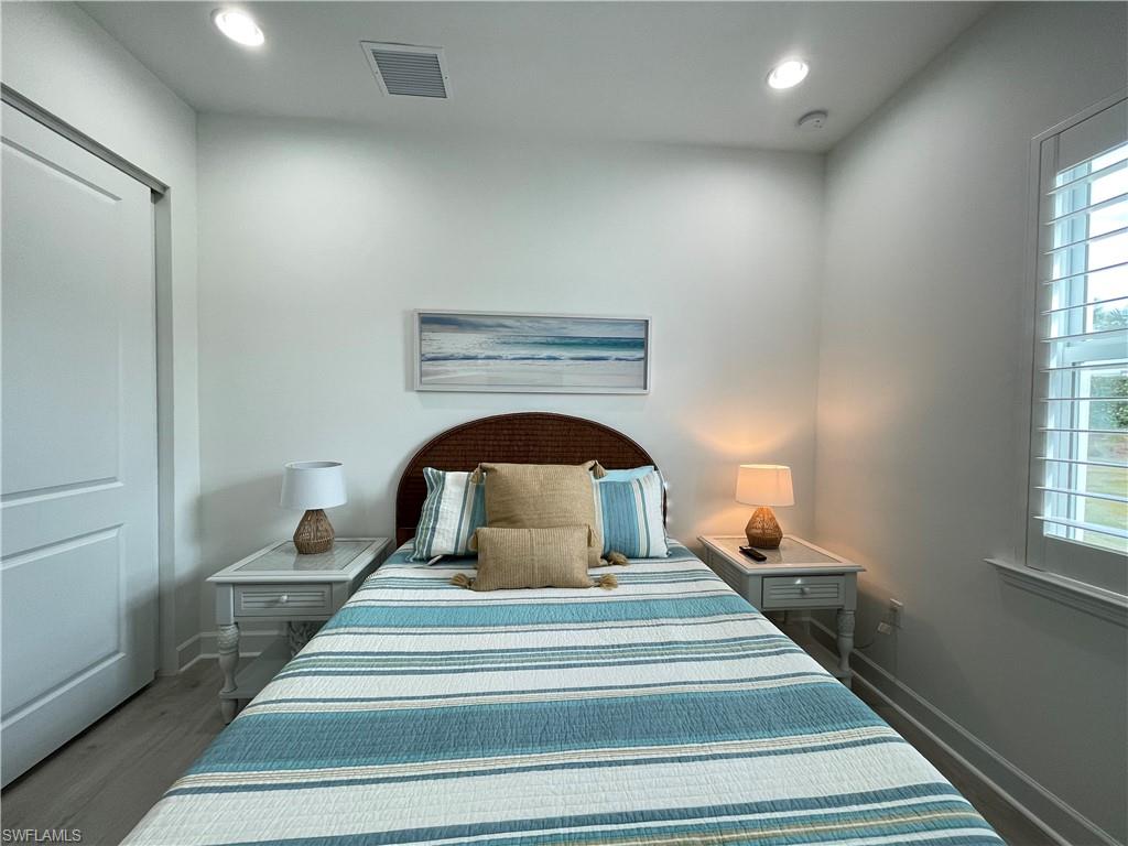6984 Saona CT photo 19