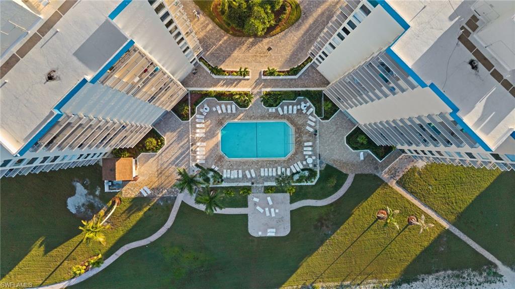 Bird's eye view of a pool