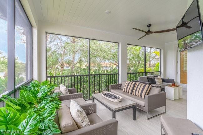 Screened in Lanai