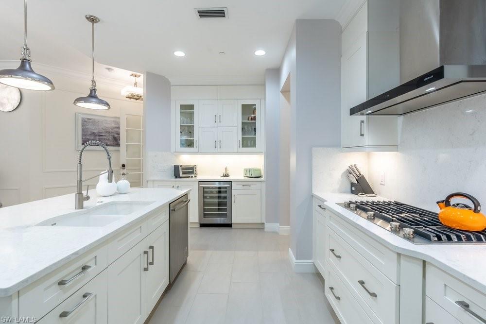 16382 Viansa WAY 201 photo 6