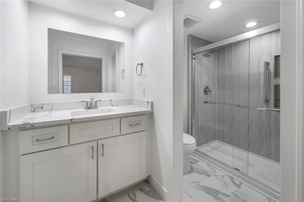 222 Harbour DR 114 photo 15