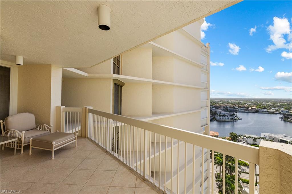 4021 Gulf Shore BLVD N 1804 photo 17