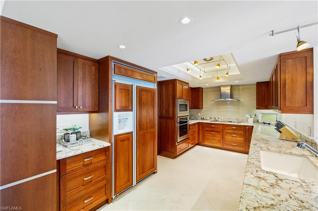 4021 Gulf Shore BLVD N 1804 photo 7