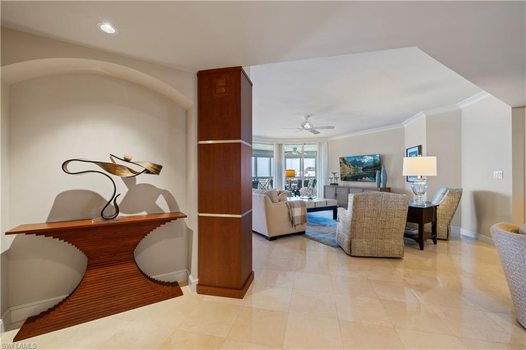 4021 Gulf Shore BLVD N 1804