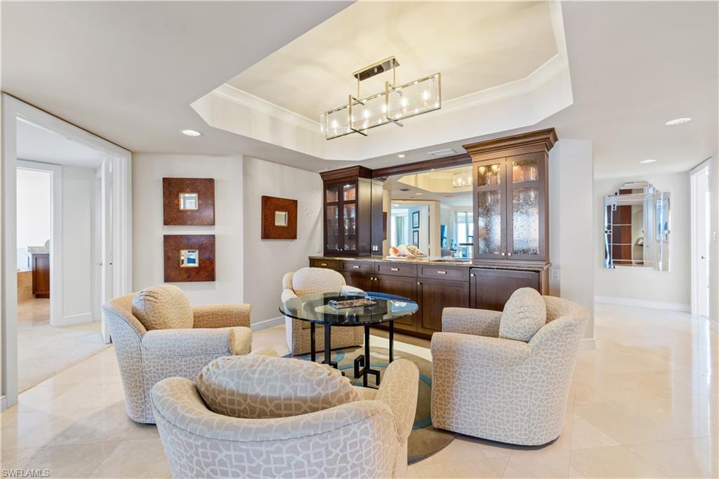 4021 Gulf Shore BLVD N 1804
