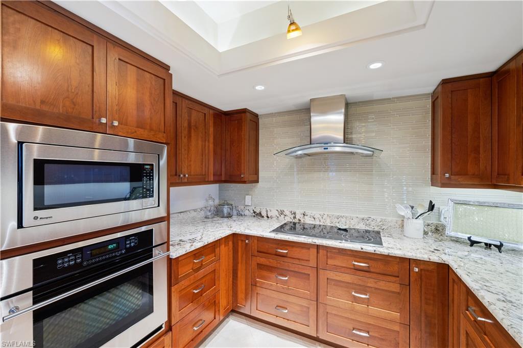 4021 Gulf Shore BLVD N 1804 photo 8