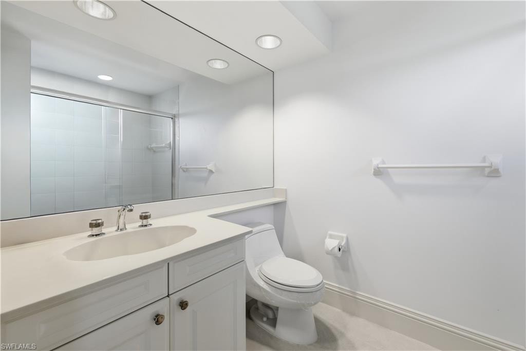 8990 Bay Colony DR 1203 photo 22