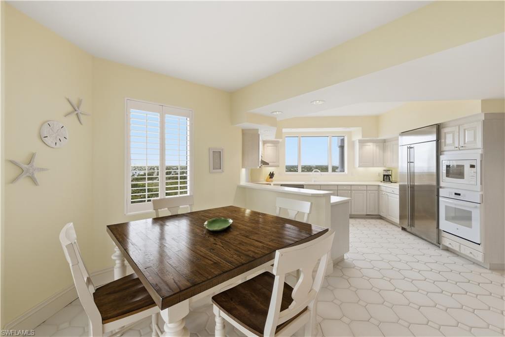 8990 Bay Colony DR 1203 photo 14