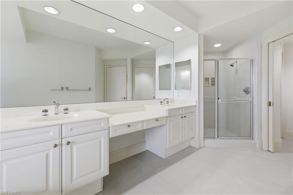 8990 Bay Colony DR 1203 photo 19
