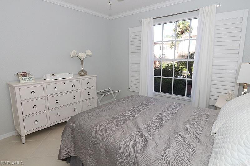 7058 Barrington CIR 102 photo 7