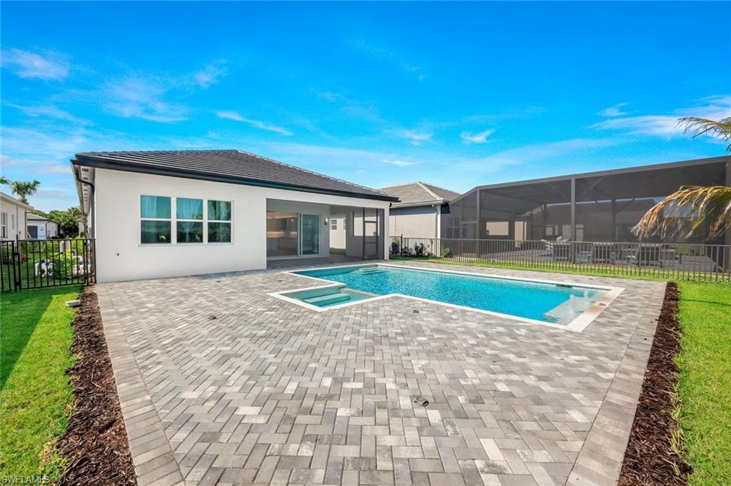 12243 Lotus AVE photo 36