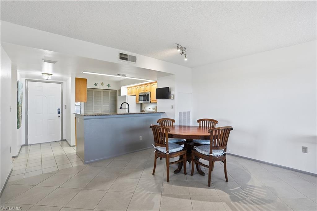 300 Stevens Landing DR C306 photo 10