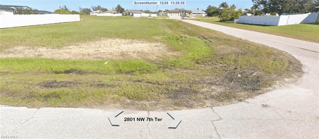 Frontal view of property