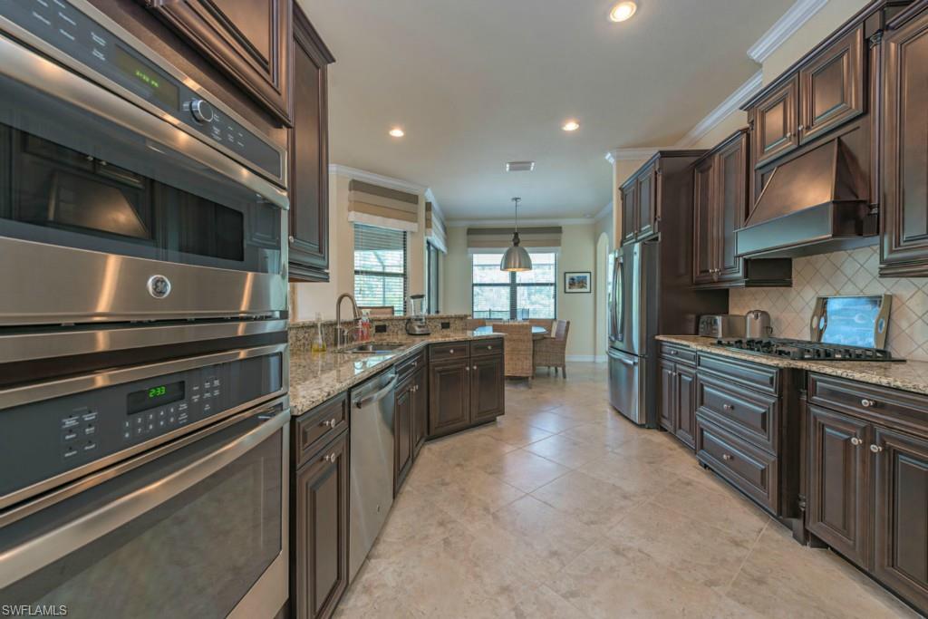 9560 Firenze CIR