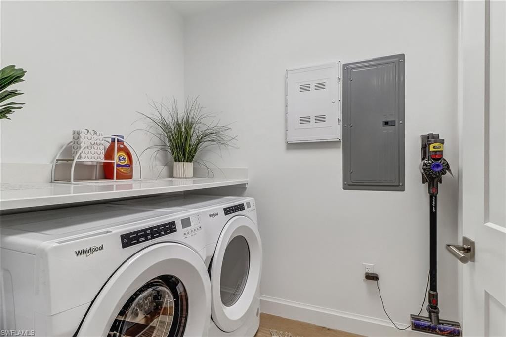 BRAND NEW SPACIOUS LAUNDRY