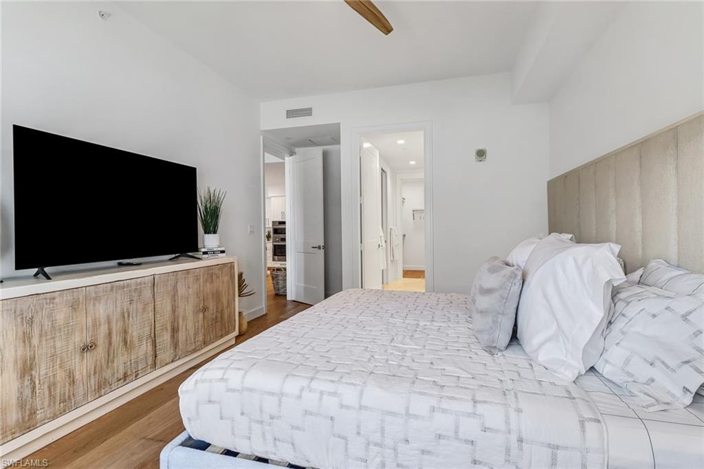 COMFORTABLE & SPACIOUS MASTER BEDROOM