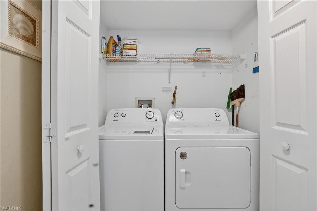 Laundry room with independent washer and dryer