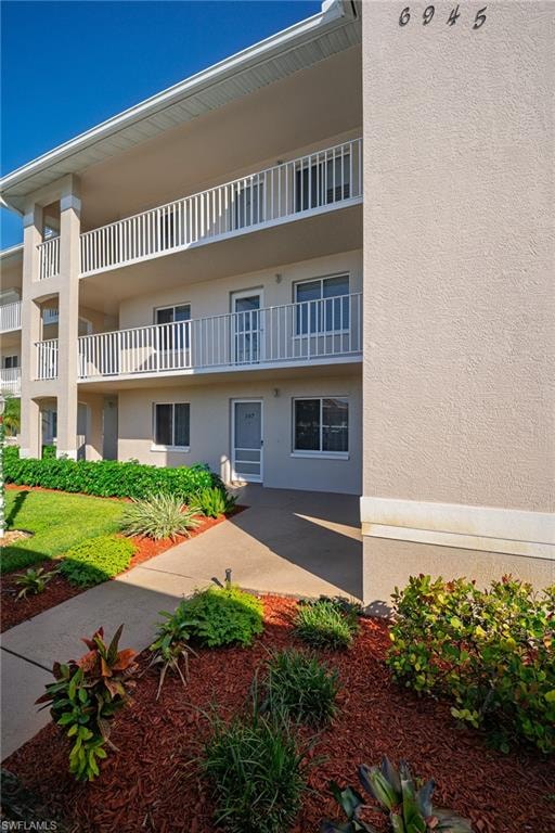 6945 Dennis CIR I-107 photo 27
